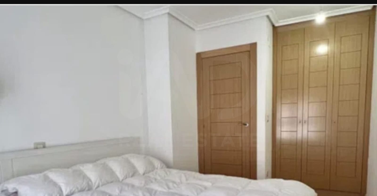 3 sovrum Radhus till salu i Miranda de Ebro med garage - 315 000 € (Ref: 10042041)