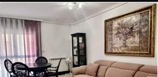 3 sovrum Radhus till salu i Miranda de Ebro - 315 000 € (Ref: 10042041)
