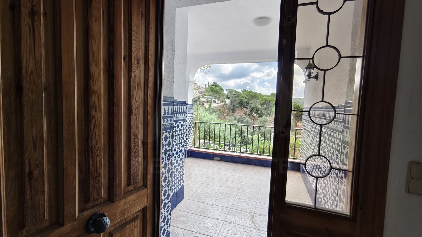 5 bedroom Townhouse for sale in Dosrius with garage - € 450,000 (Ref: 10042042)