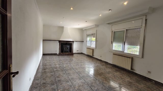 5 chambre Maison de Ville à vendre à Dosrius avec garage - 450 000 € (Ref: 10042042)