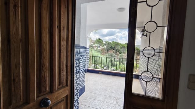 5 chambre Maison de Ville à vendre à Dosrius avec garage - 450 000 € (Ref: 10042042)