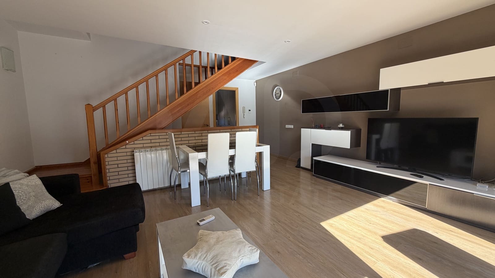 3 bedroom Townhouse for sale in Juneda with garage - € 220,000 (Ref: 10042047)