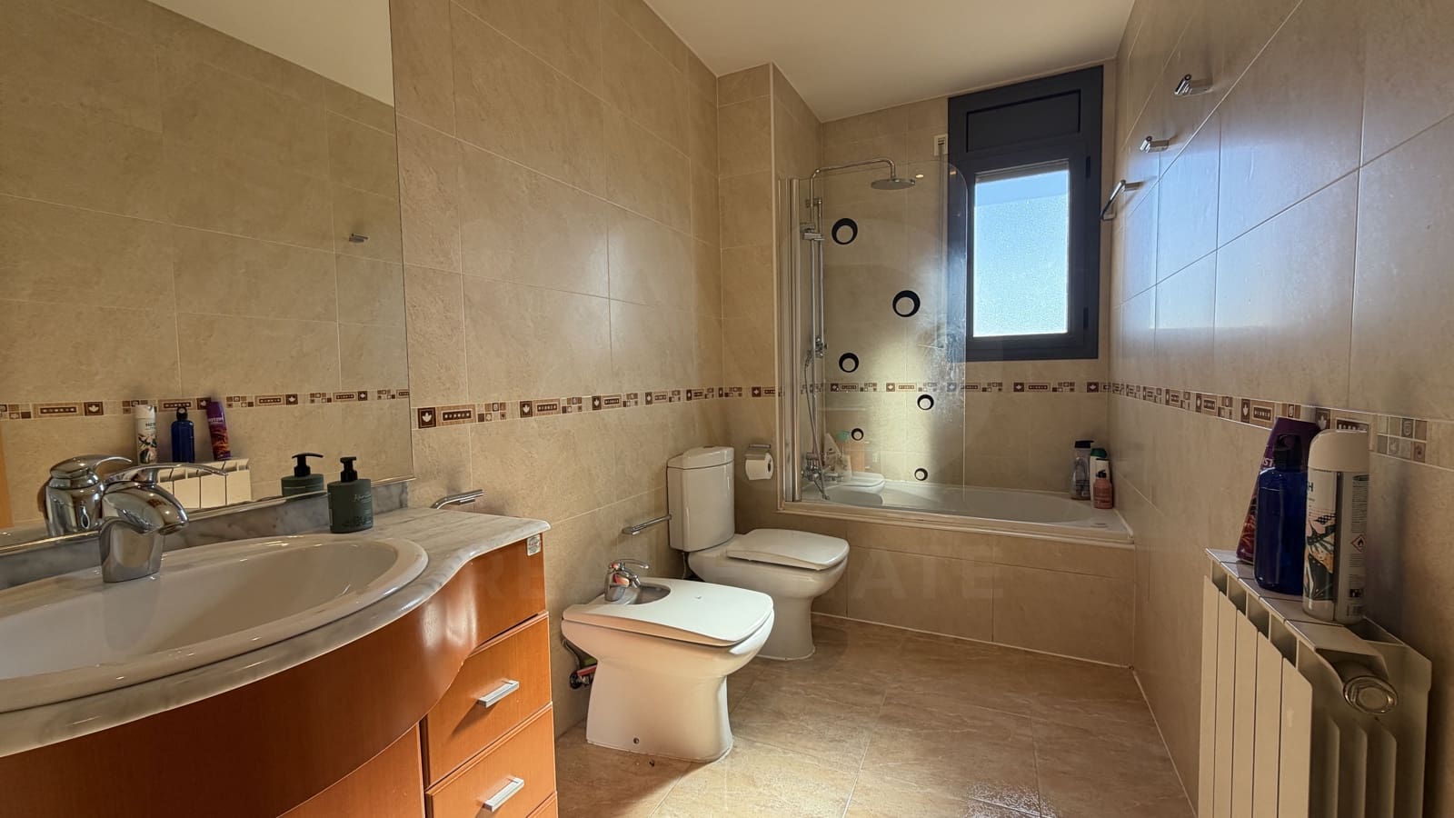 3 bedroom Townhouse for sale in Juneda with garage - € 220,000 (Ref: 10042047)