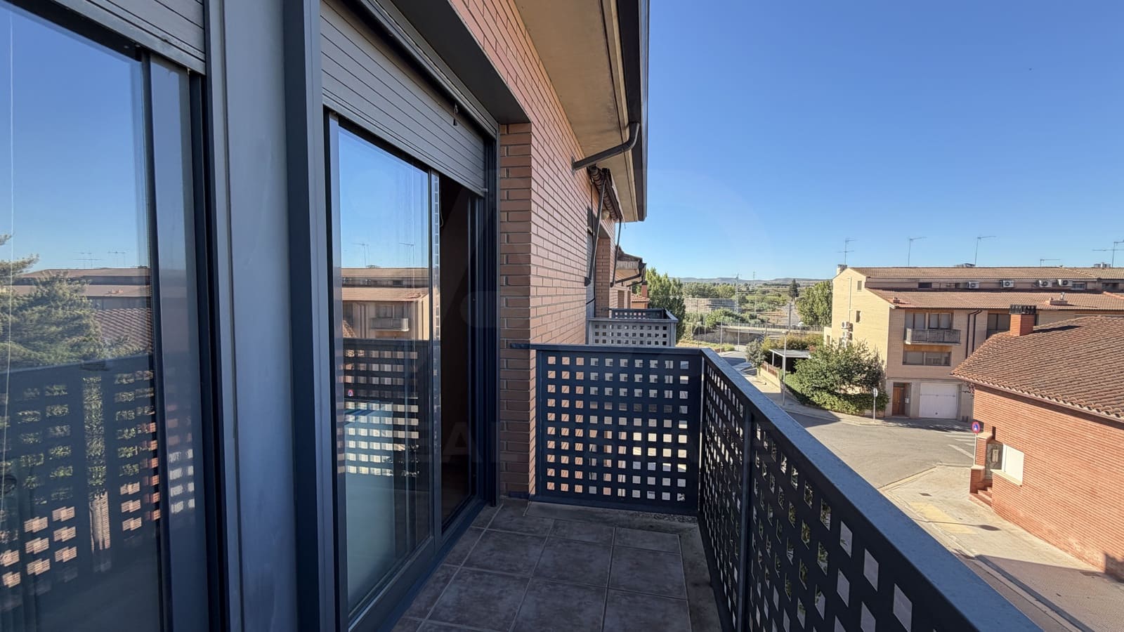 3 bedroom Townhouse for sale in Juneda with garage - € 220,000 (Ref: 10042047)