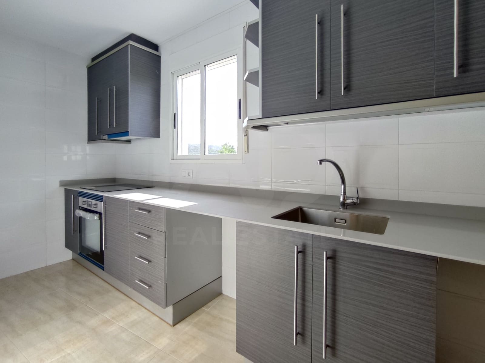 3 slaapkamer Appartement te koop in Albocasser - € 110.000 (Ref: 10042050)
