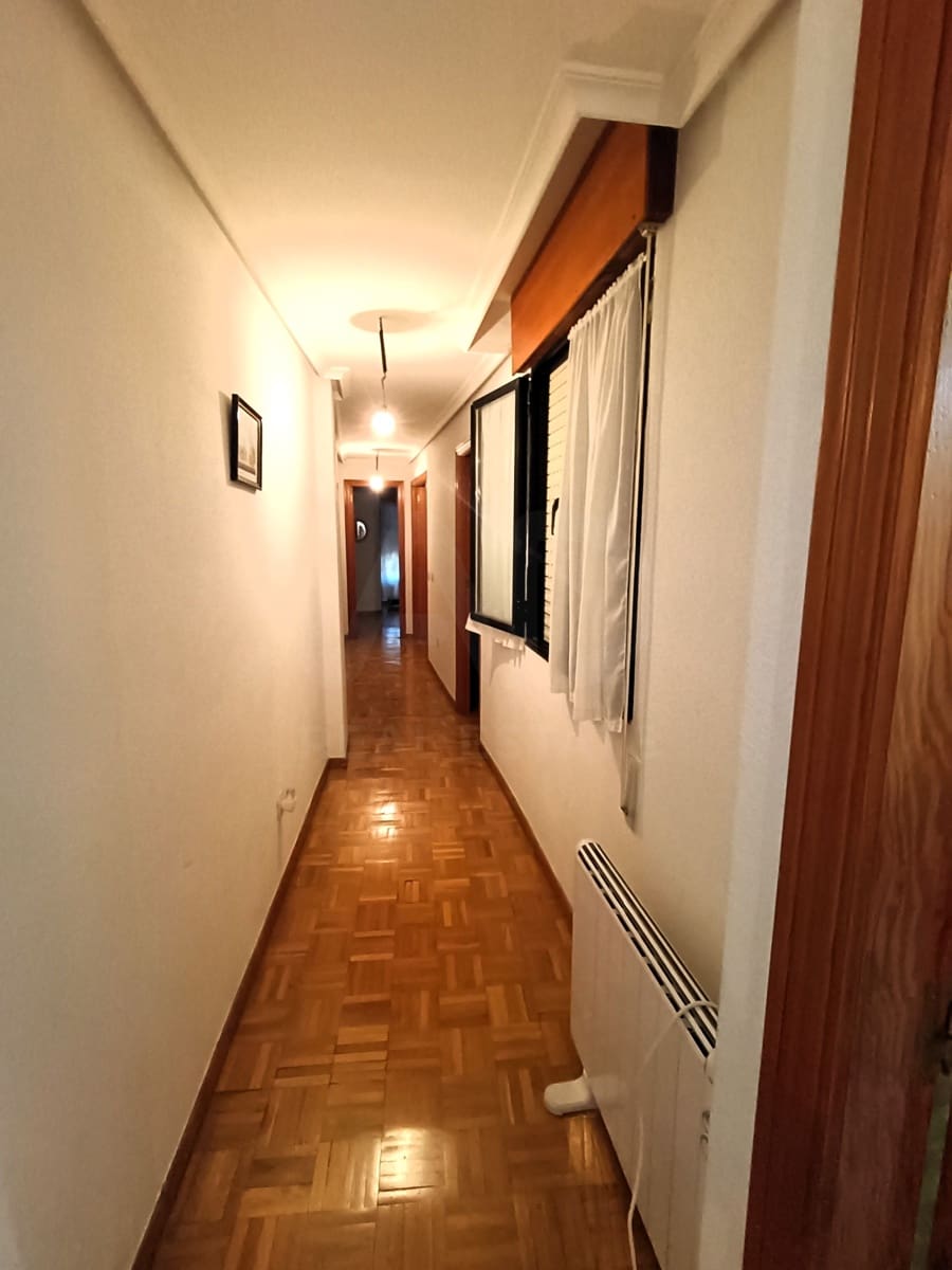 Local Commercial à vendre à Sahagun - 310 000 € (Ref: 10042052)