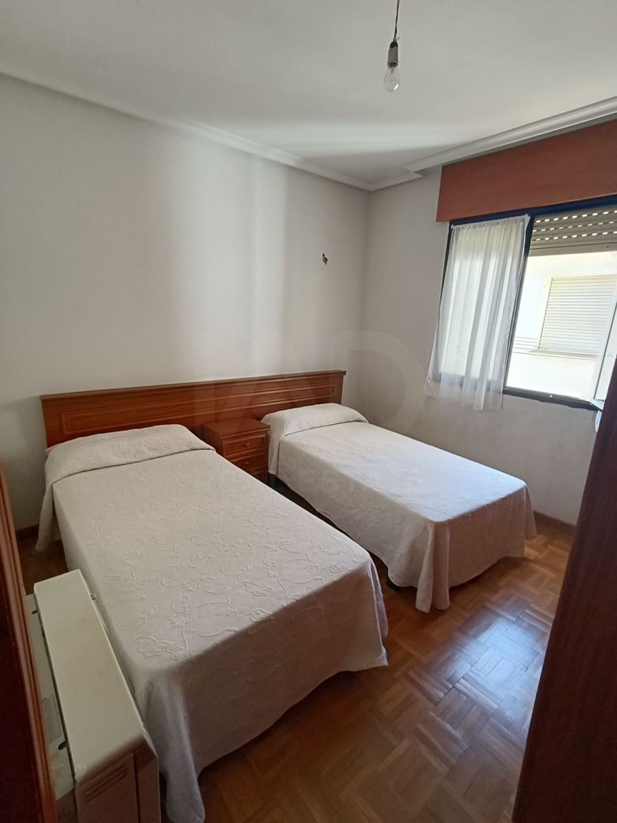 Local Commercial à vendre à Sahagun - 310 000 € (Ref: 10042052)