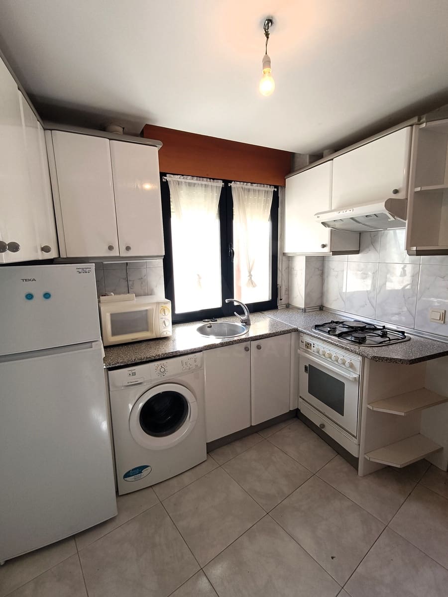 Local Commercial à vendre à Sahagun - 310 000 € (Ref: 10042052)