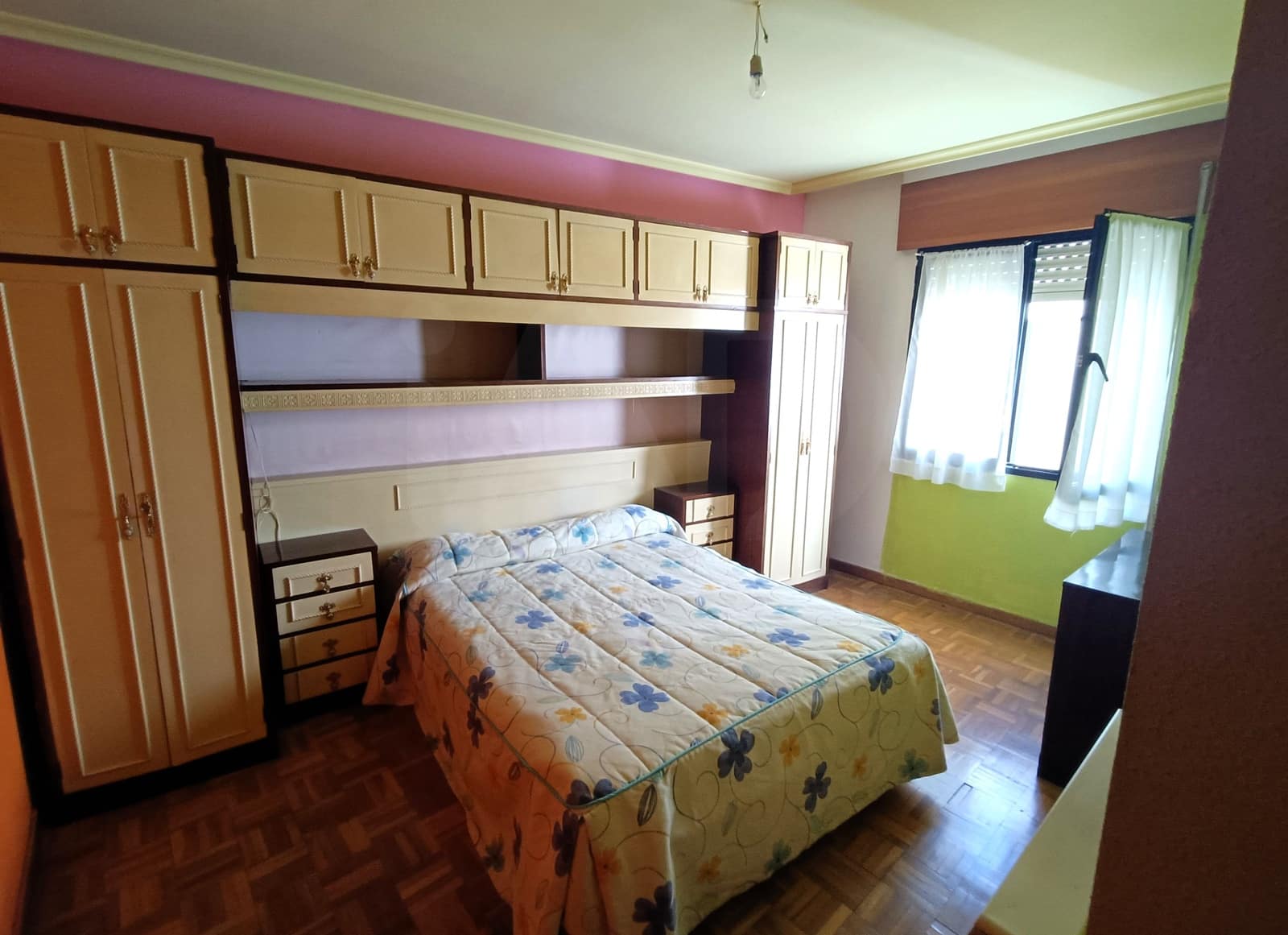 Local Commercial à vendre à Sahagun - 310 000 € (Ref: 10042052)