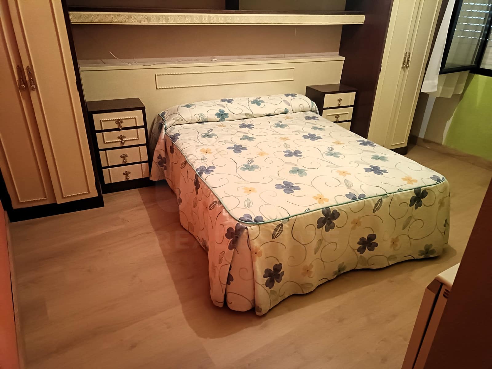 Local Commercial à vendre à Sahagun - 310 000 € (Ref: 10042052)