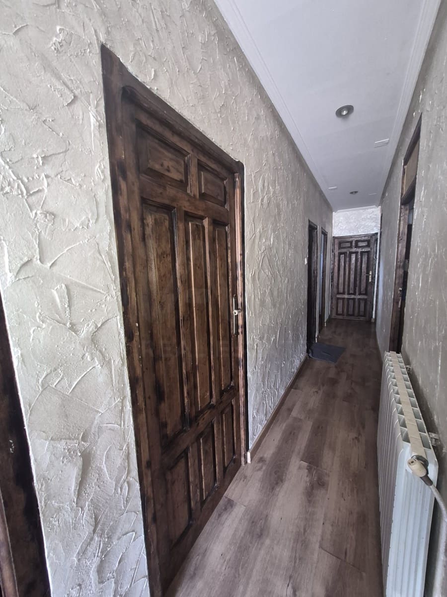 Casa de 3 habitaciones en Villamanín en venta - 105.000 € (Ref: 10042053)