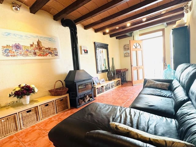 3 bedroom Terraced Villa for sale in Perafort - € 179,500 (Ref: 10042054)