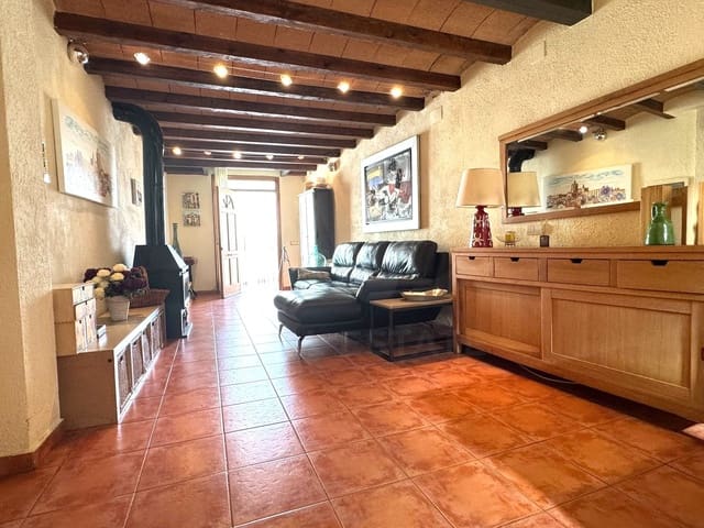 3 bedroom Terraced Villa for sale in Perafort - € 179,500 (Ref: 10042054)