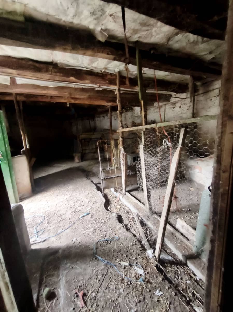 Commercial for sale in Vegaquemada - € 29,900 (Ref: 10042395)