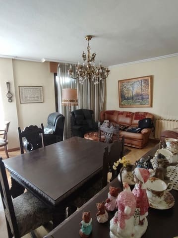 3 makuuhuone Huoneisto myytävänä paikassa Astorga - 169 000 € (Ref: 10042396)