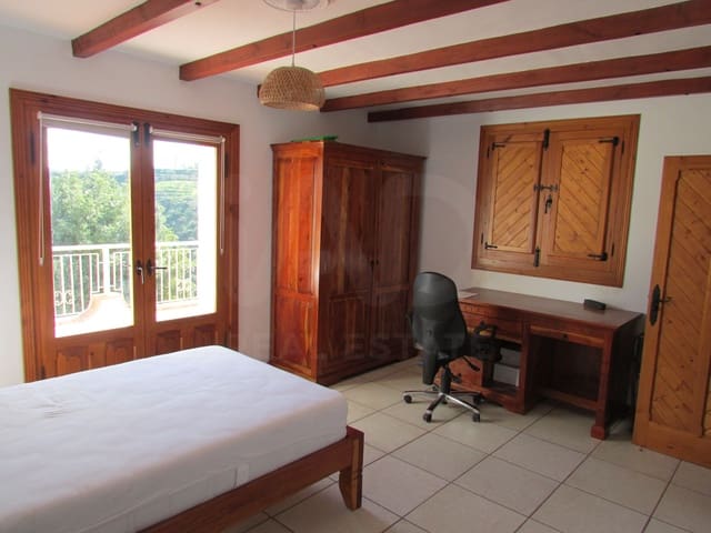 Finca/Casa Rural de 3 habitaciones en Sedella en venta - 515.000 € (Ref: 10042399)