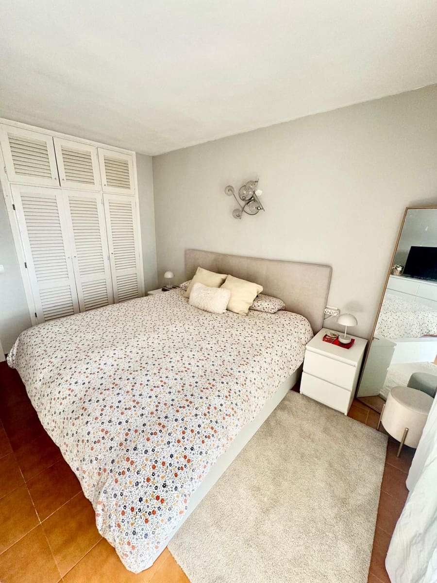1 quarto Apartamento para venda em San Jose / Sant Josep de Sa Talaia com piscina - 350 000 € (Ref: 10042400)