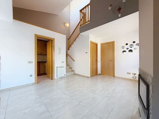 3 quarto Casa em Banda para venda em Terrassa com garagem - 368 000 € (Ref: 10042404)