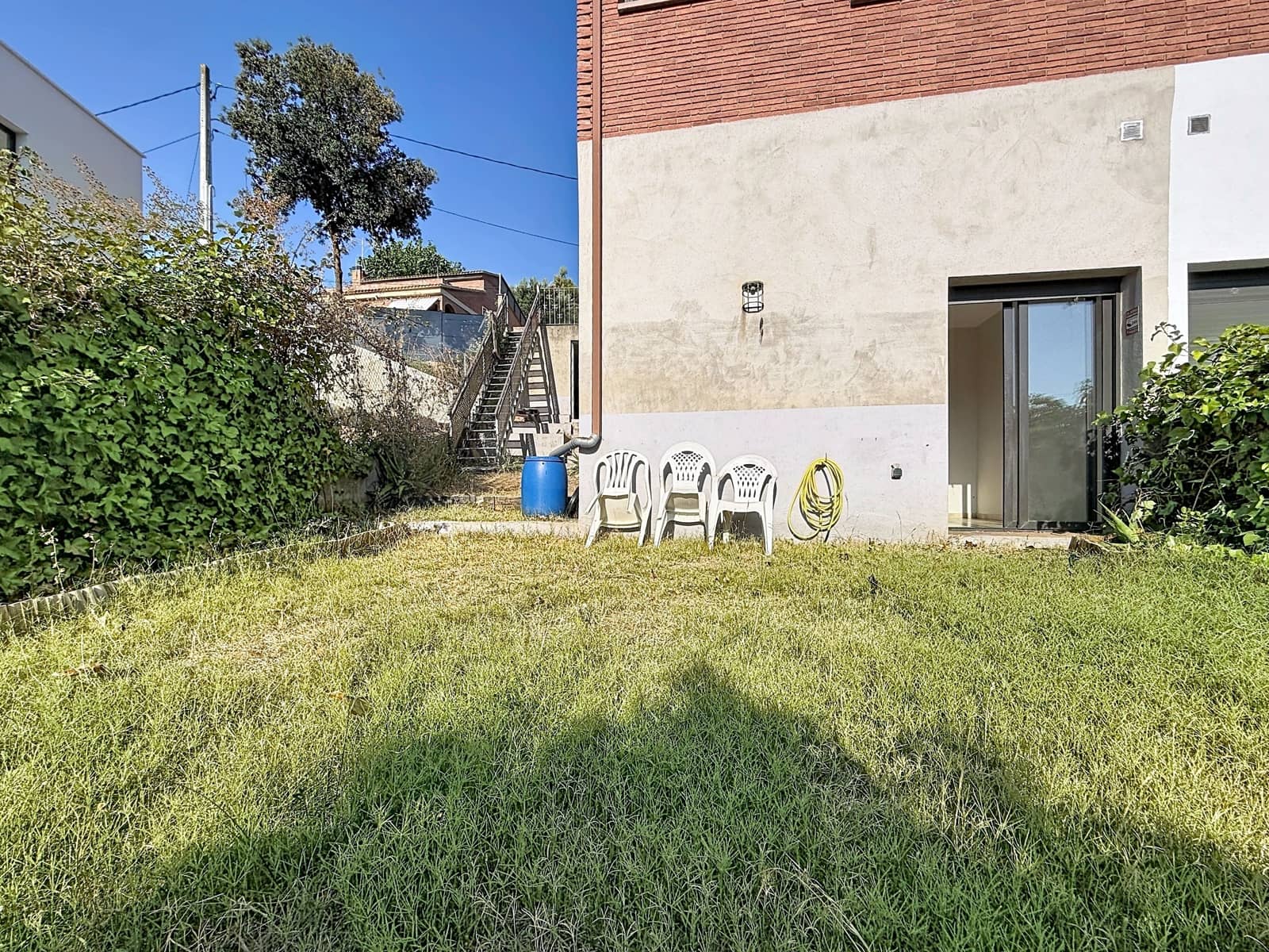3 bedroom Townhouse for sale in Terrassa with garage - € 368,000 (Ref: 10042404)