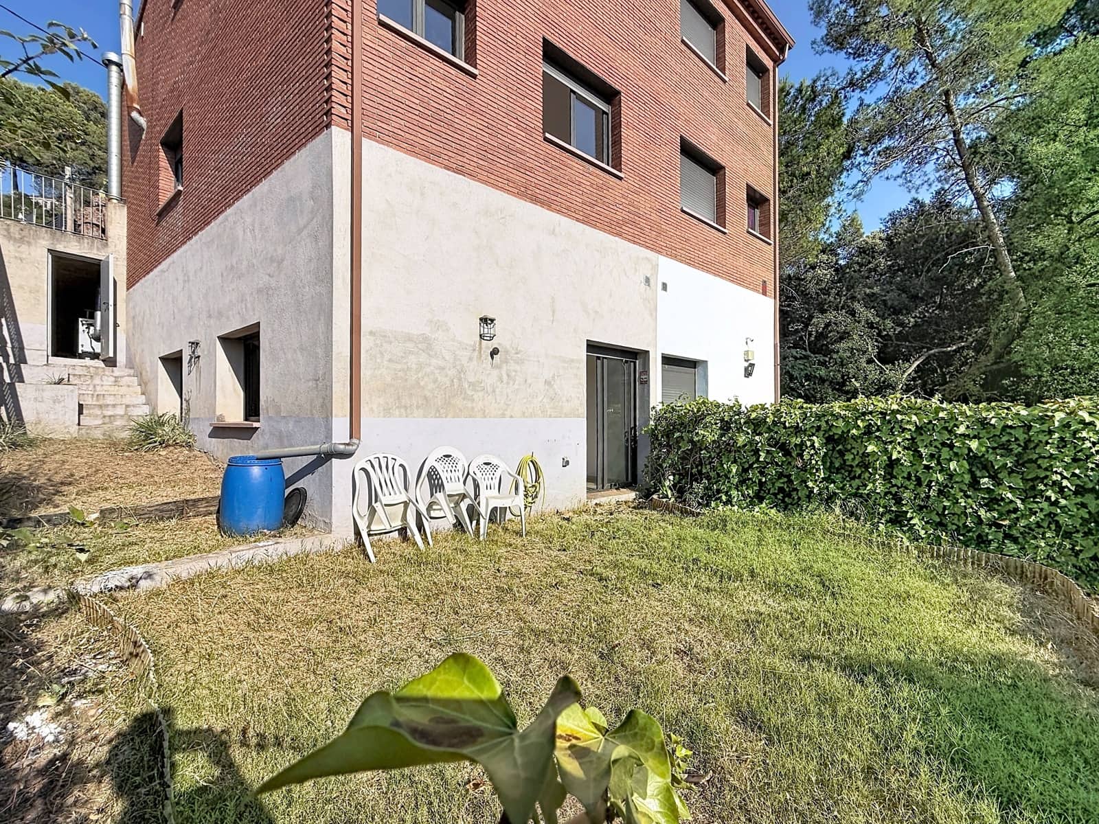 3 bedroom Townhouse for sale in Terrassa with garage - € 368,000 (Ref: 10042404)