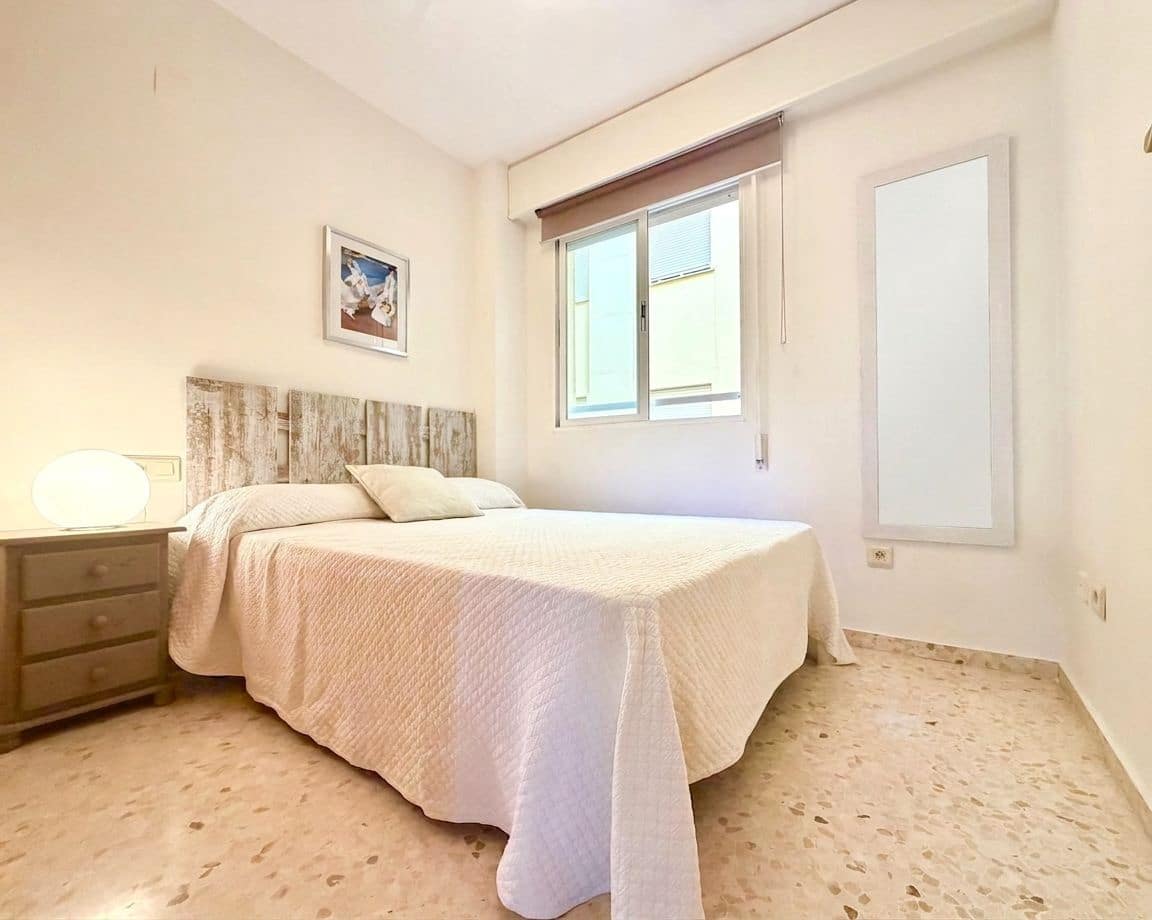 3 soveværelse Lejlighed til leje i Denia med swimmingpool garage - € 1.200 (Ref: 10042411)