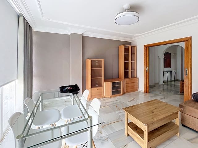 3 makuuhuone Huvila vuokrattavana paikassa Carretera de Cadiz, Málaga kaupunki - 1 300 € (Ref: 10042412)