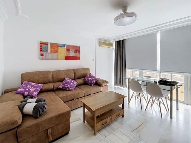 3 makuuhuone Huvila vuokrattavana paikassa Carretera de Cadiz, Málaga kaupunki - 1 300 € (Ref: 10042412)