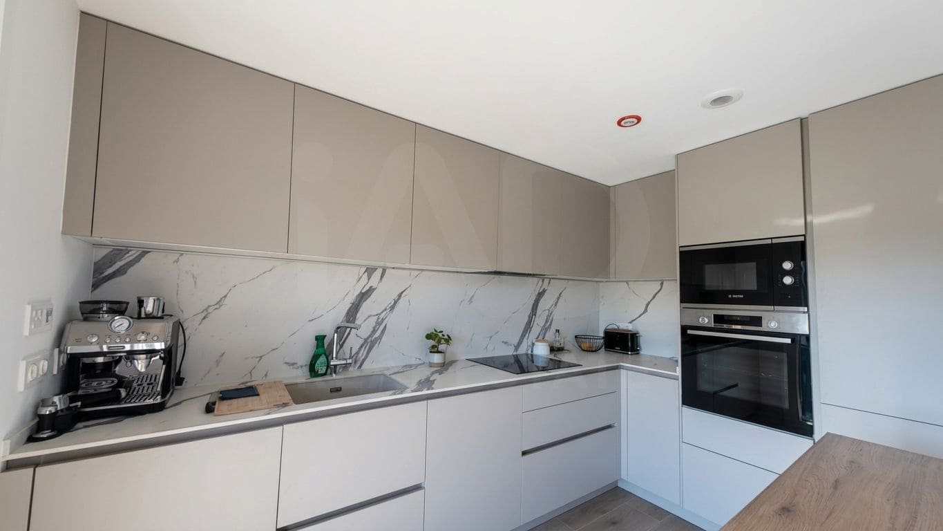 2 bedroom Apartment for sale in Cambrils with pool - € 330,000 (Ref: 10043086)