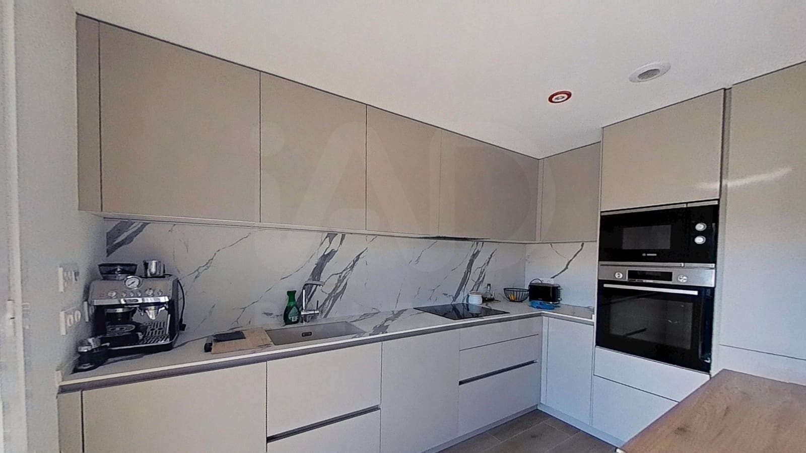 2 bedroom Apartment for sale in Cambrils with pool - € 330,000 (Ref: 10043086)