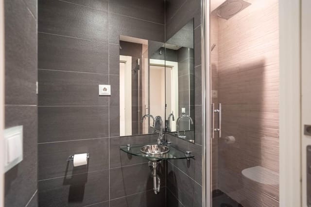 2 slaapkamer Appartement te huur in Valdefuentes, Madrid stad - € 1.650 (Ref: 10043089)