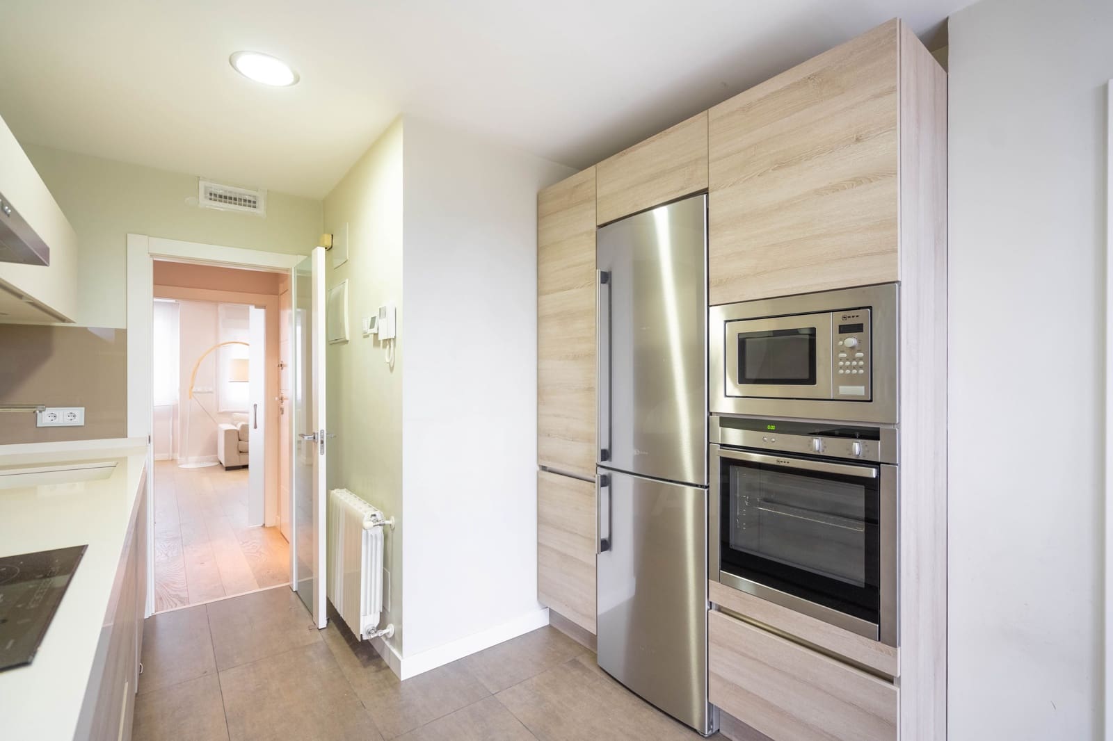 2 quarto Apartamento para arrendar em Madrid cidade - 1 650 € (Ref: 10043089)
