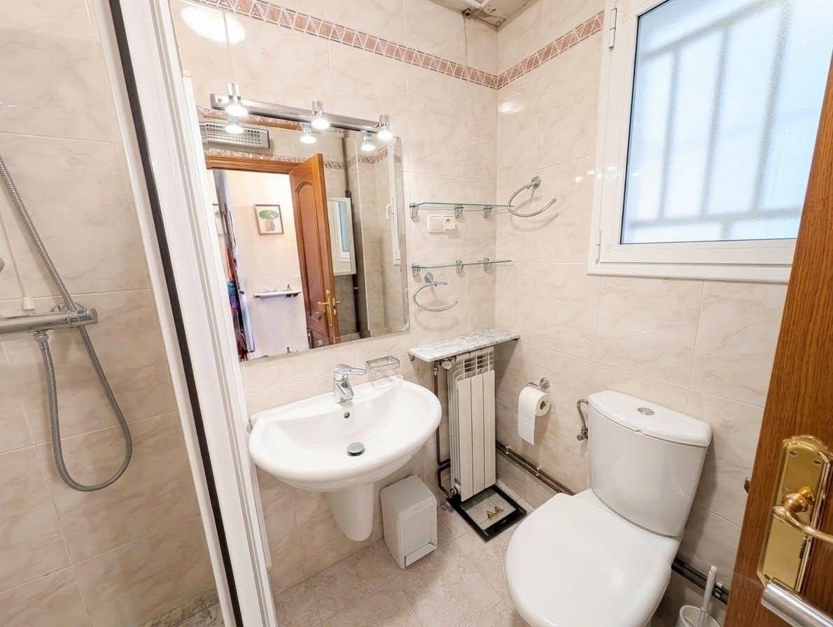 3 bedroom Apartment for sale in Tortosa - € 198,000 (Ref: 10044116)