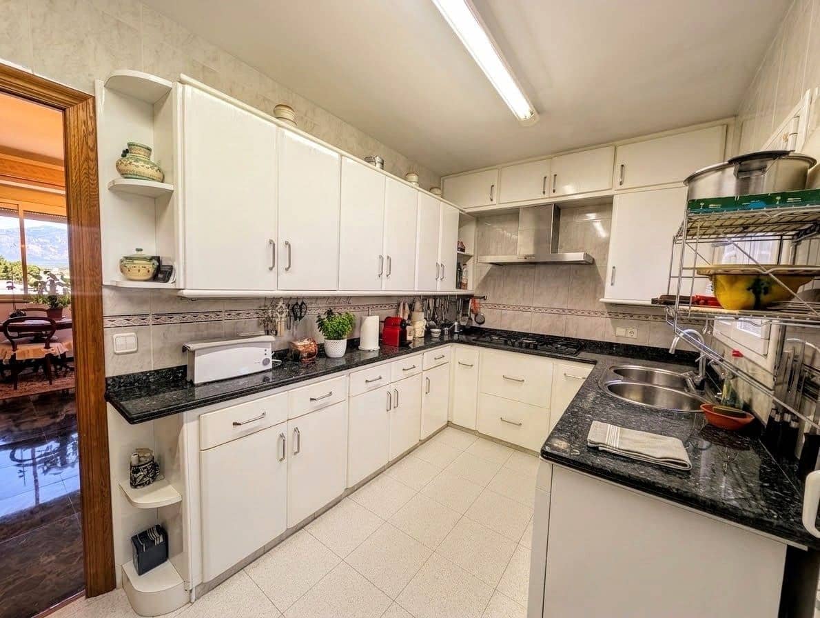 3 bedroom Apartment for sale in Tortosa - € 198,000 (Ref: 10044116)
