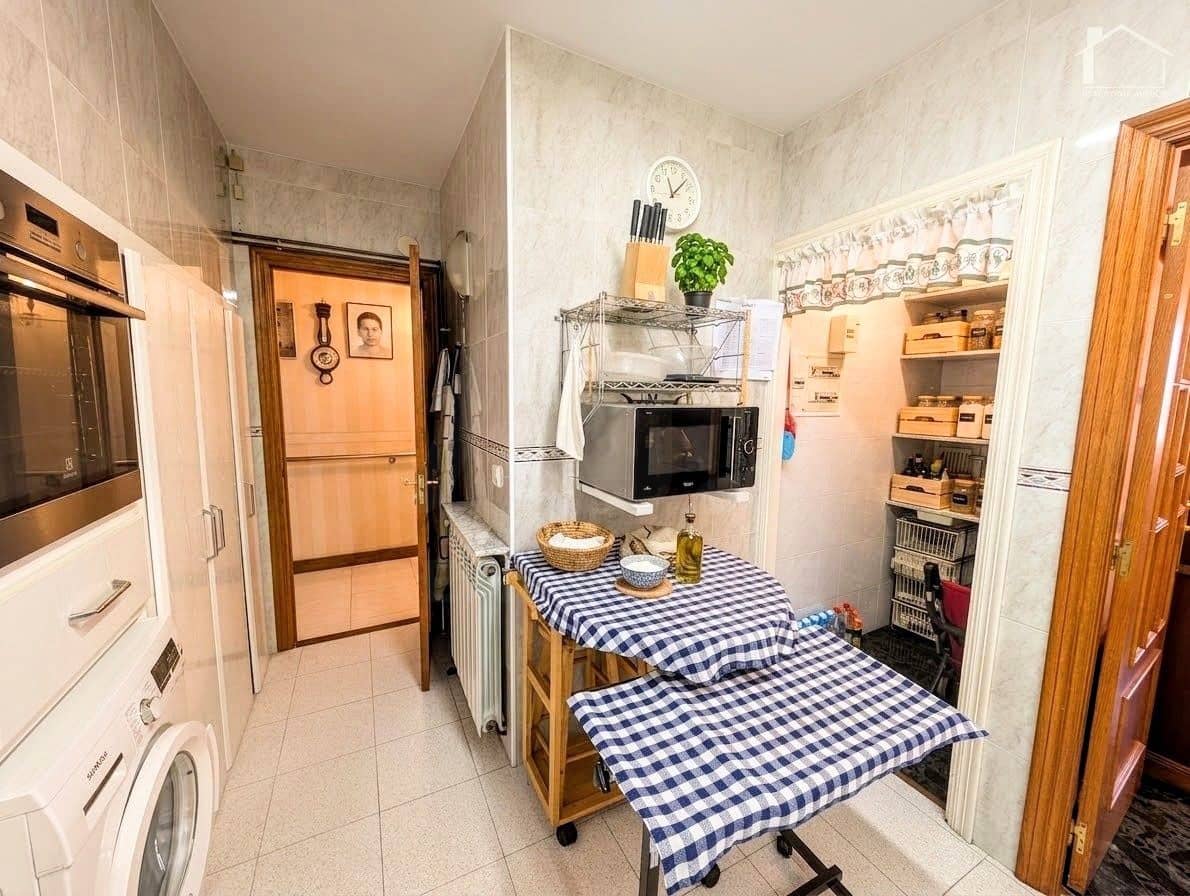 3 bedroom Apartment for sale in Tortosa - € 198,000 (Ref: 10044116)