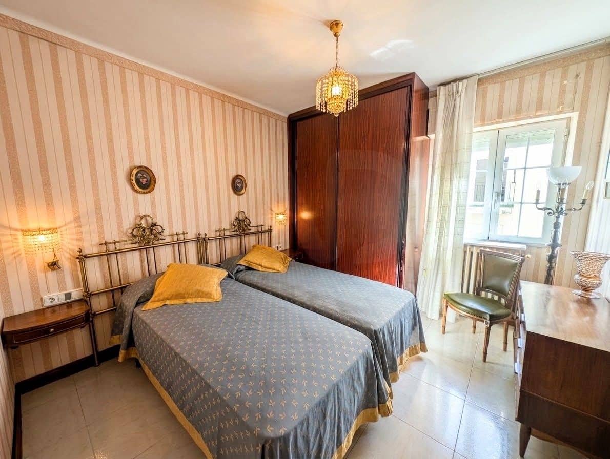 3 bedroom Apartment for sale in Tortosa - € 198,000 (Ref: 10044116)