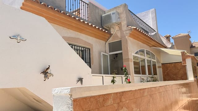 2 Zimmer Haus zu verkaufen in Playa Flamenca, Orihuela mit Pool - 225.000 € (Ref: 10044117)