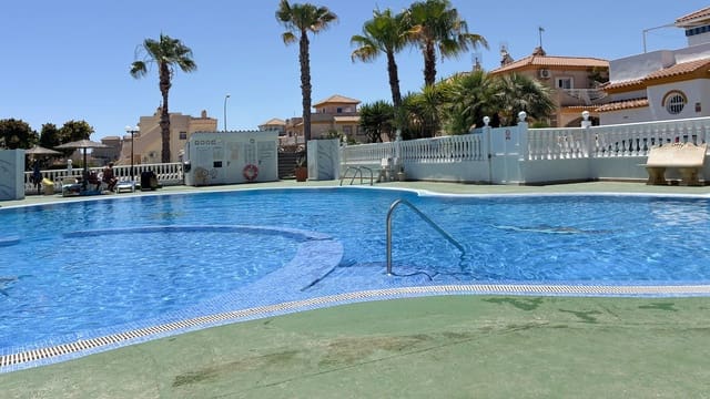 2 Zimmer Haus zu verkaufen in Playa Flamenca, Orihuela mit Pool - 225.000 € (Ref: 10044117)