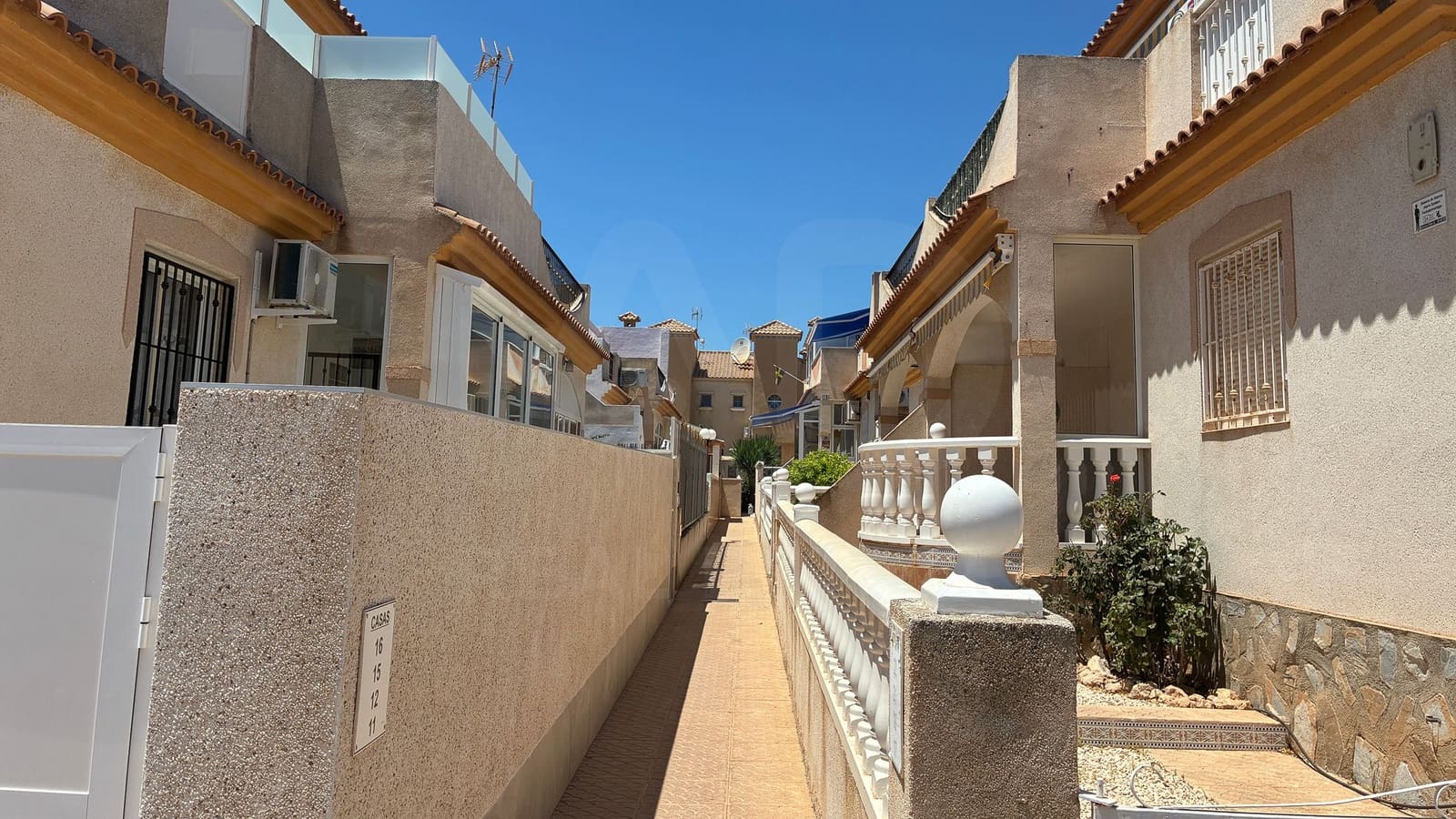 2 Zimmer Haus zu verkaufen in Orihuela mit Pool - 225.000 € (Ref: 10044117)