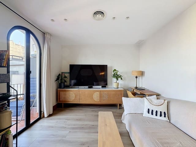 2 soveværelse Lejlighed til salg i L'Antiga Esquerra de L'Eixample, Barcelona by - € 600.000 (Ref: 10044118)