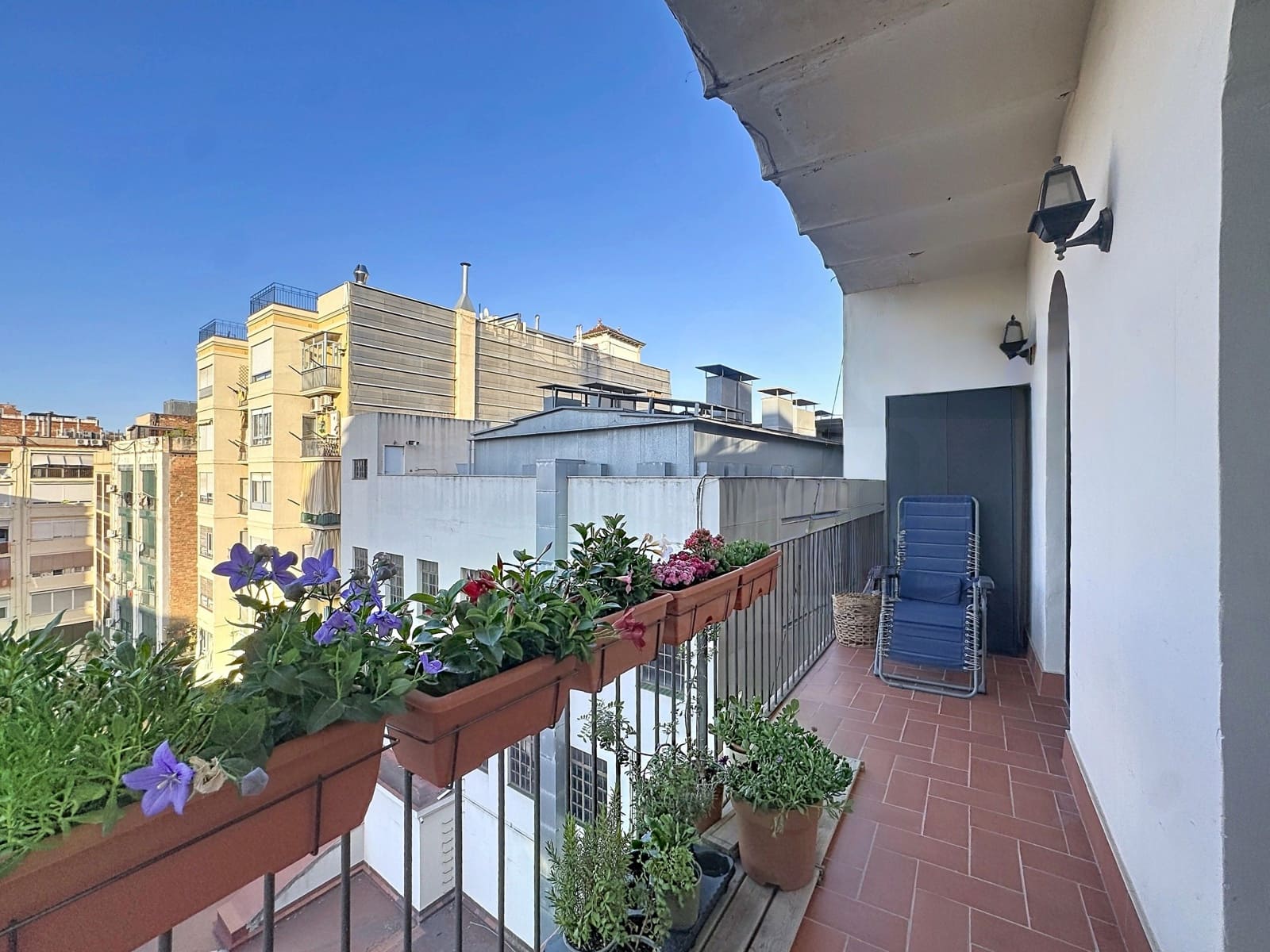 2 soveværelse Lejlighed til salg i Barcelona by - € 600.000 (Ref: 10044118)