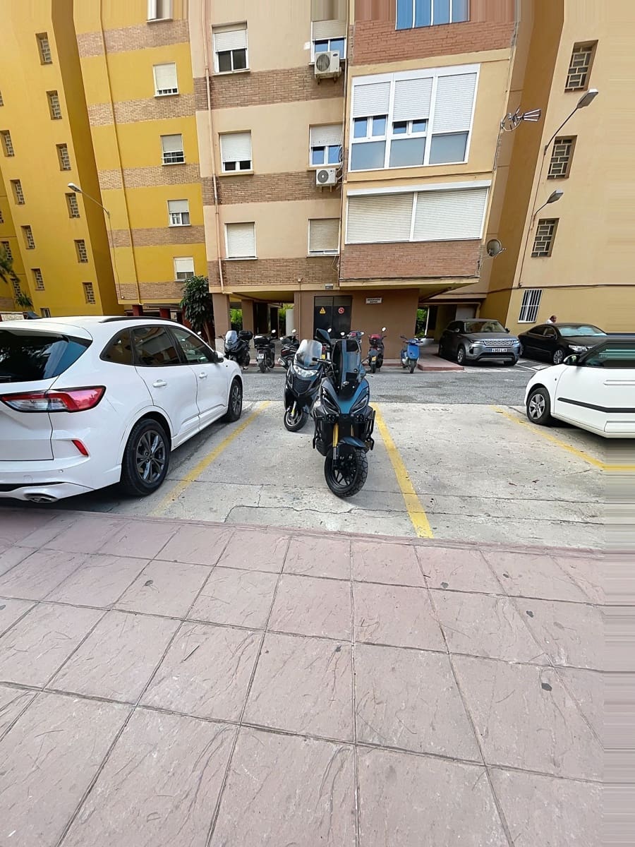 3 soverom Leilighet til leie i Malaga by - € 1 300 (Ref: 10044122)