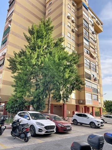 Apartamento de 3 habitaciones en Carretera de Cadiz, Málaga ciudad en alquiler - 1.300 € (Ref: 10044122)