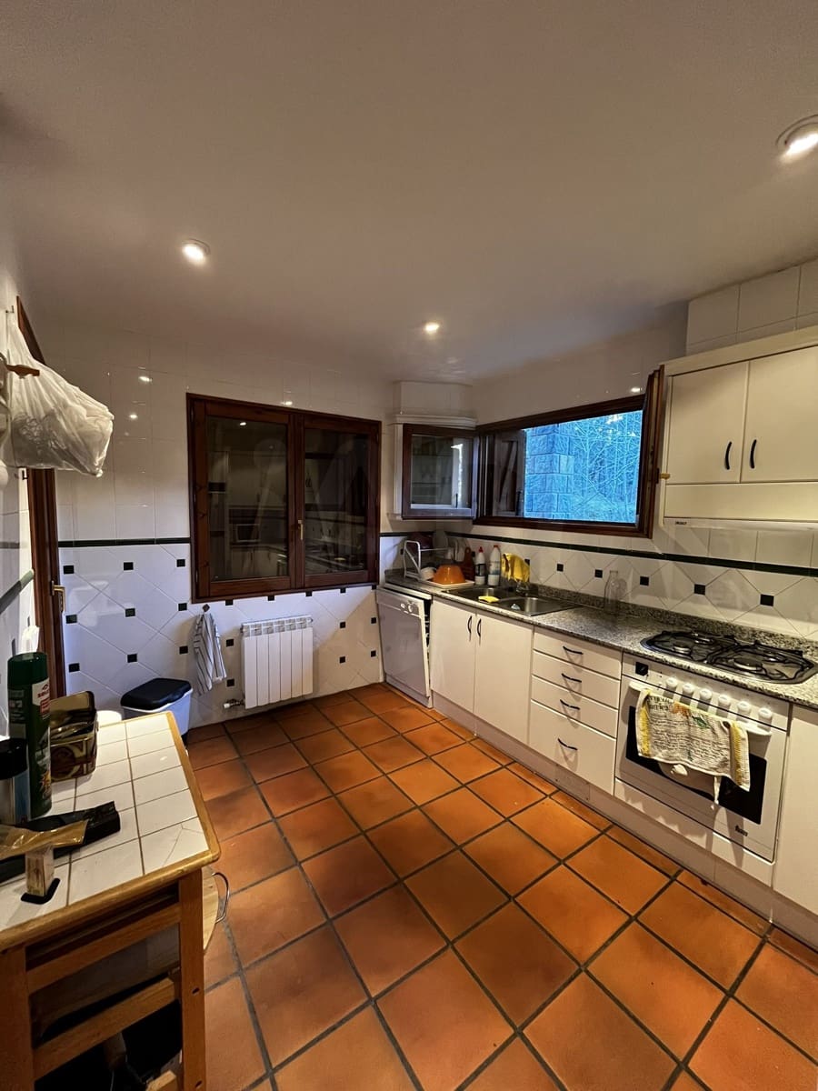 4 quarto Casa em Banda para venda em Saldes com garagem - 425 000 € (Ref: 10044338)