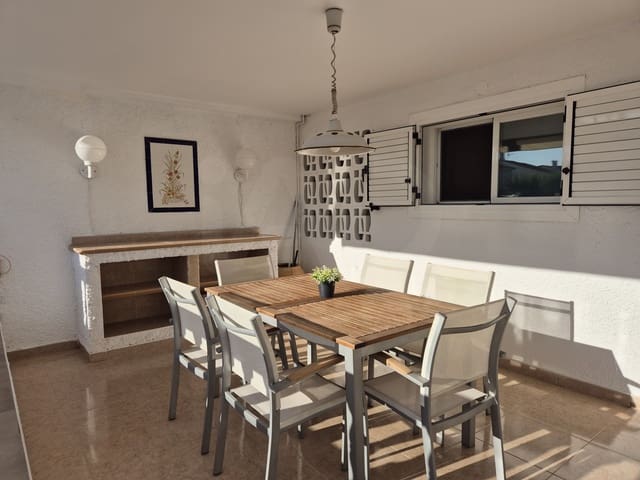 Casa de 4 habitaciones en Benicàssim en venta con piscina garaje - 395.000 € (Ref: 10044341)