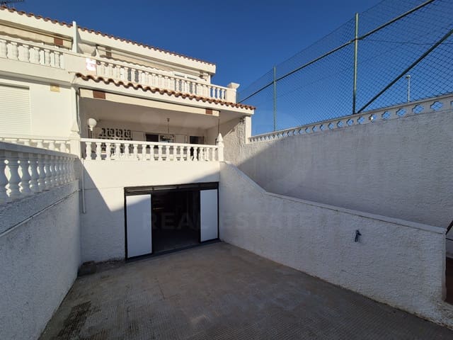 Casa de 4 habitaciones en Benicàssim en venta con piscina garaje - 395.000 € (Ref: 10044341)