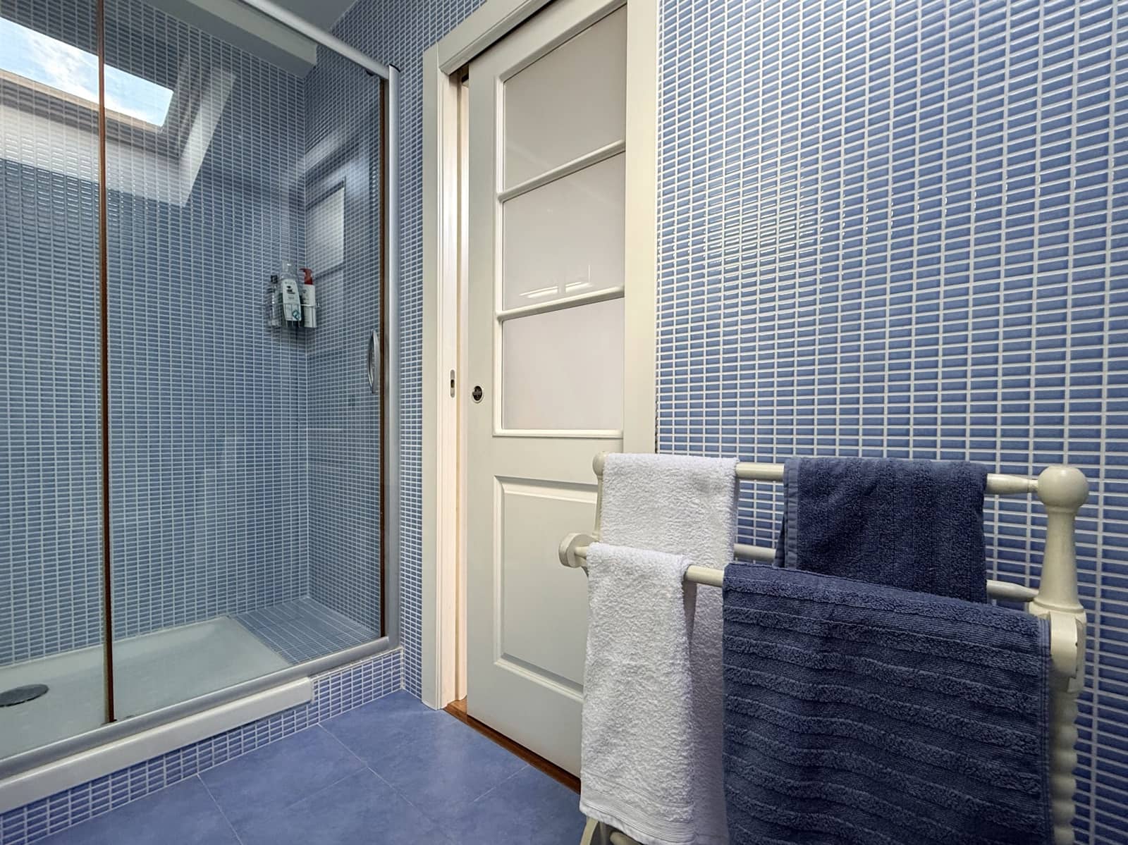 2 bedroom Apartment for sale in Montornes del Valles - € 268,000 (Ref: 10045961)