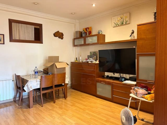 3 slaapkamer Appartement te koop in El Poblenou, Barcelona stad - € 550.000 (Ref: 10045967)