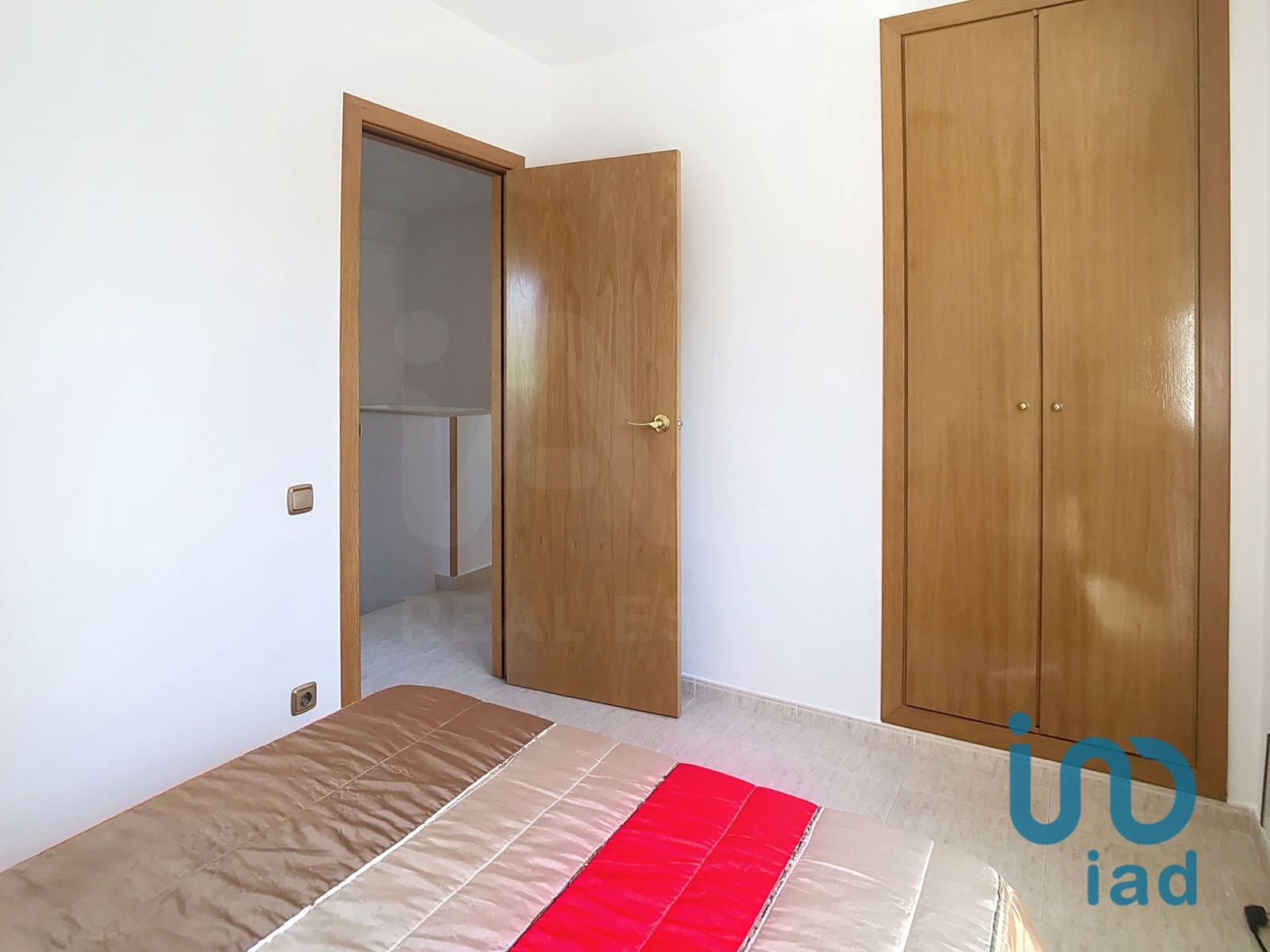 4 chambre Villa/Maison Mitoyenne à vendre à Roda de Bara - 309 500 € (Ref: 10045973)