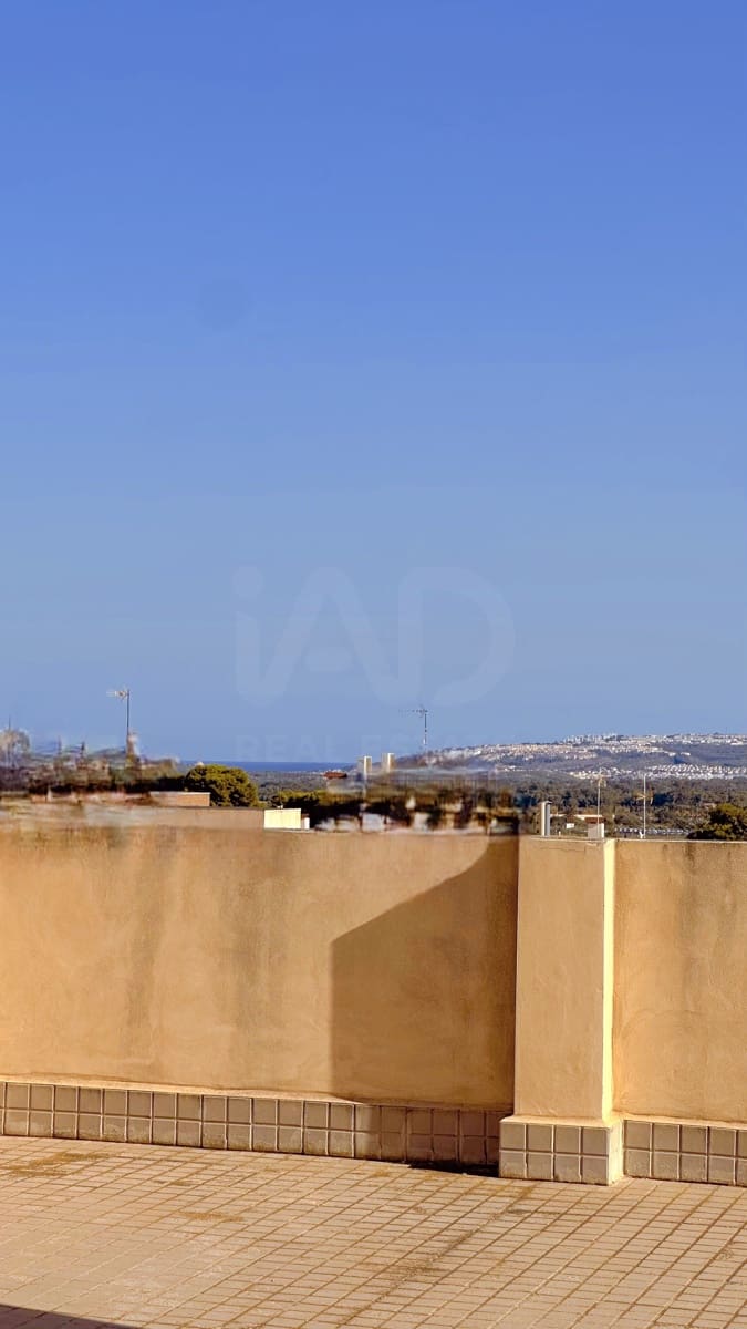 2 bedroom Apartment for sale in Torrellano with garage - € 195,000 (Ref: 10045979)