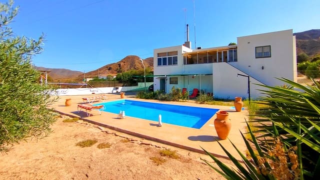7 sovrum Finca/Hus på landet till salu i Sorbas med pool garage - 190 000 € (Ref: 10045997)